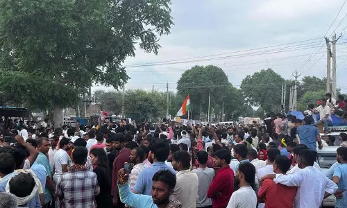 Manisha मौत मामले पर लोगों के आक्रोश के कारण भिवानी, चरखी दादरी में मोबाइल इंटरनेट सेवाएं निलंबित कर दी गईं