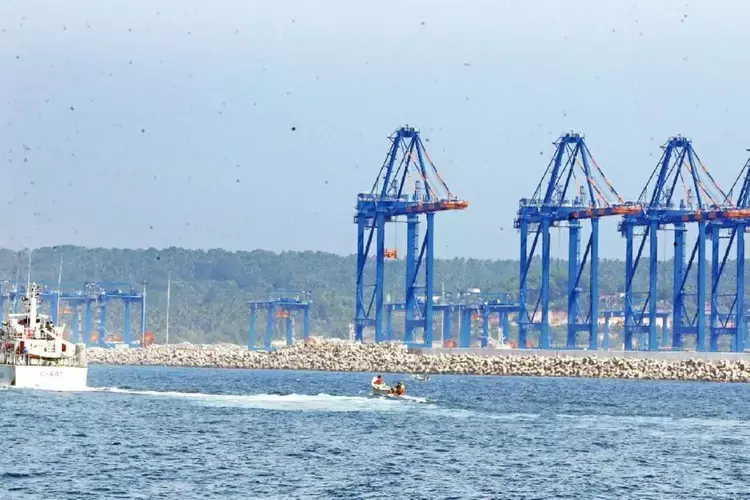 Kerala :  विझिंजम बंदरगाह ने ₹450 करोड़ का राजस्व पार किया