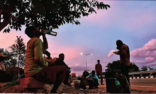 Bengaluru  में बिहार के प्रवासियों को डर है कि SIR से कल्याणकारी योजनाओं पर असर पड़ेगा