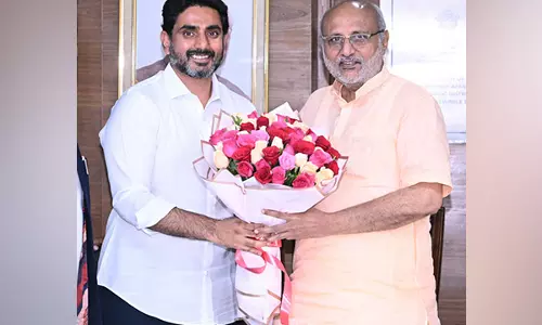 नारा लोकेश ने NDA के उपराष्ट्रपति पद के उम्मीदवार सीपी राधाकृष्णन से मुलाकात की