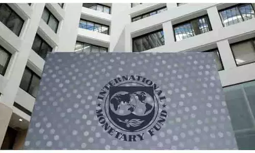 IMF ने पाकिस्तान से केंद्रीय बैंक के बोर्ड से वित्त सचिव को हटाने को कहा