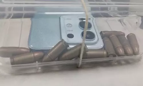 पुलिस की बड़ी कार्रवाई, हाईवे निर्माण में लेवी मांगने वाले 4 अपराधी गिरफ्तार पुलिस की बड़ी कार्रवाई, हाईवे निर्माण में लेवी मांगने वाले 4 अपराधी गिरफ्तार
