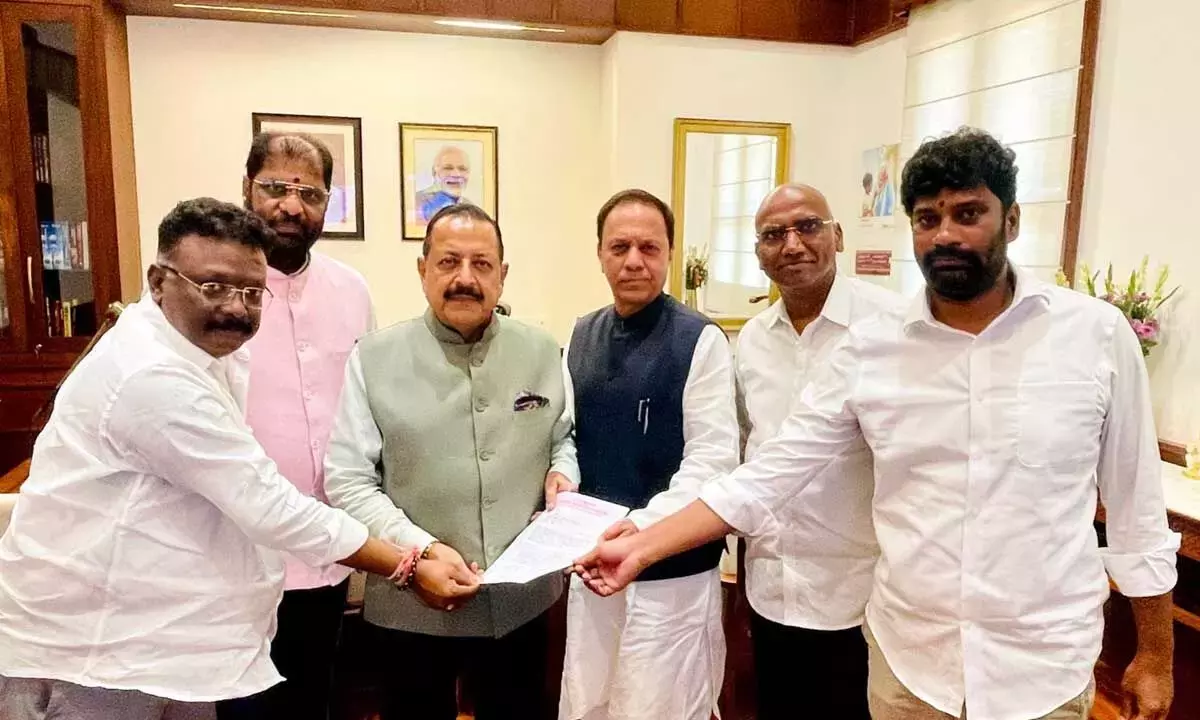 Telangana के अधिकारियों के खिलाफ कथित राजनीतिक पूर्वाग्रह के लिए शिकायत दर्ज