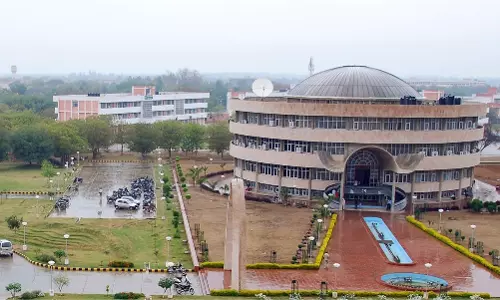 Hisar: गुरु जम्भेश्वर विश्वविद्यालय में विदेशी छात्रों के लिए दाखिला खुला Hisar: गुरु जम्भेश्वर विश्वविद्यालय में विदेशी छात्रों के लिए दाखिला खुला