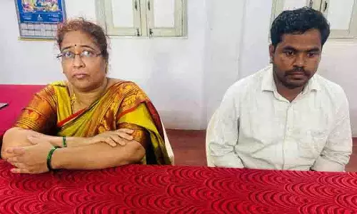 जमीन पंजीकरण के लिए रिश्वत मांगने पर एसीबी ने दो भ्रष्ट अधिकारियों को पकड़ा