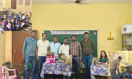 Jeev Daya Foundation ने शासकीय माध्यमिक विद्यालय में स्टेशनरी और नाश्ता किया वितरित Jeev Daya Foundation ने शासकीय माध्यमिक विद्यालय में स्टेशनरी और नाश्ता किया वितरित