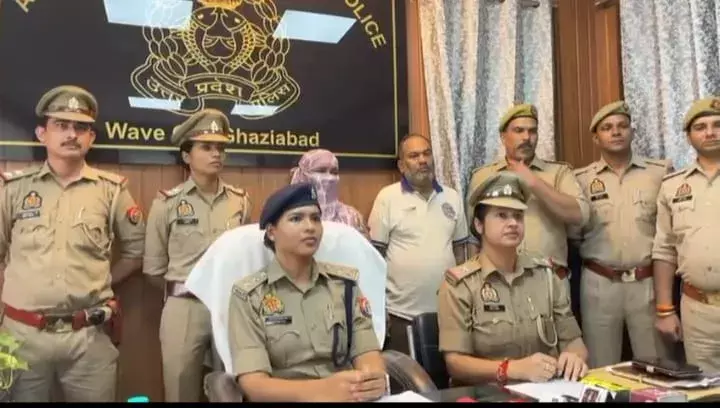 Ghaziabad: शव ठिकाने लगाने वाली महिला और उसका प्रेमी पुलिस के हत्थे चढ़े Ghaziabad: शव ठिकाने लगाने वाली महिला और उसका प्रेमी पुलिस के हत्थे चढ़े