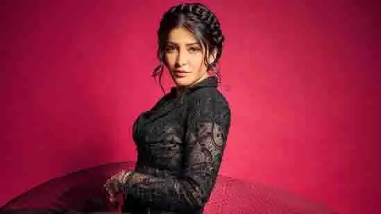 Shruti Haasan ने की तुलना, साउथ एक्टर्स को बताया विनम्र Shruti Haasan ने की तुलना, साउथ एक्टर्स को बताया विनम्र