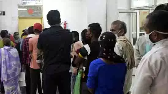Bengaluru : मानसून के दौरान वायरल संक्रमण का खतरा बढ़ा Bengaluru : मानसून के दौरान वायरल संक्रमण का खतरा बढ़ा