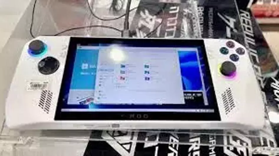 Microsoft ने ROG Xbox Ally की 16 अक्टूबर को रिलीज़ की पुष्टि की, कीमत और प्री-ऑर्डर जानकारी जल्द Microsoft ने ROG Xbox Ally की 16 अक्टूबर को रिलीज़ की पुष्टि की, कीमत और प्री-ऑर्डर जानकारी जल्द