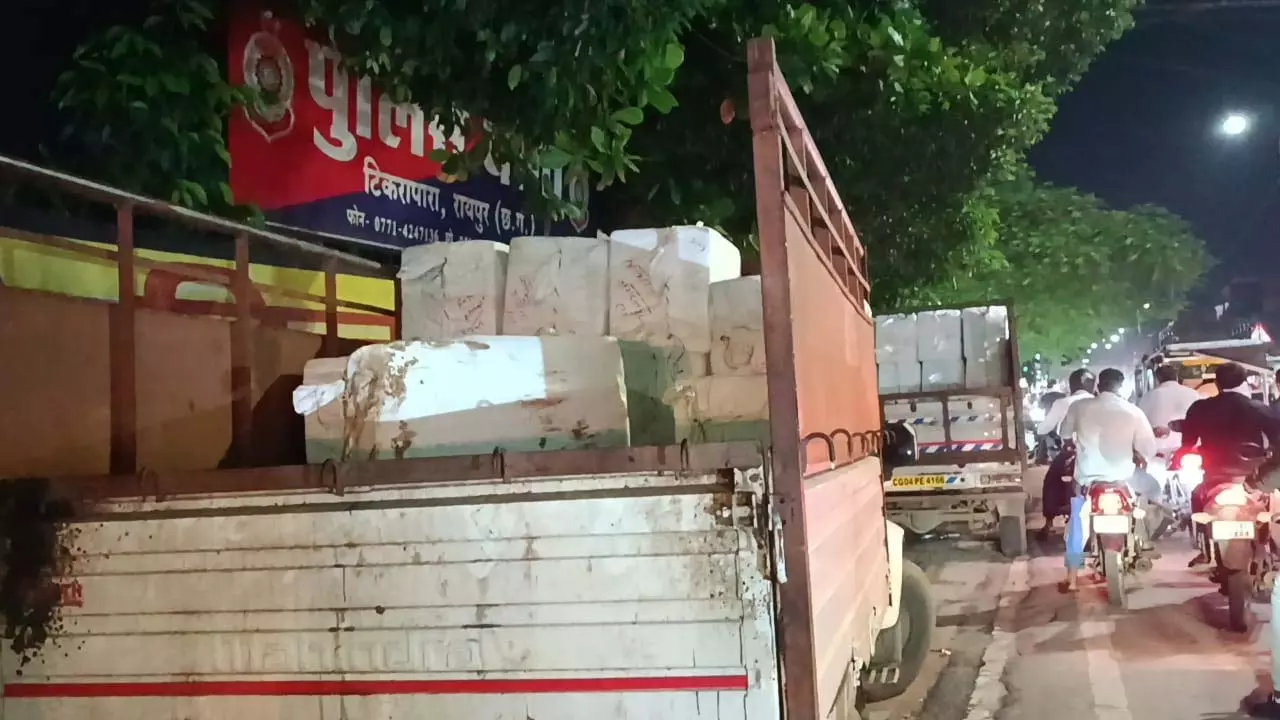 छत्तीसगढ़ में नकली पनीर माफिया का आतंक, पुलिस पर बड़ी जिम्मेदारी छत्तीसगढ़ में नकली पनीर माफिया का आतंक, पुलिस पर बड़ी जिम्मेदारी