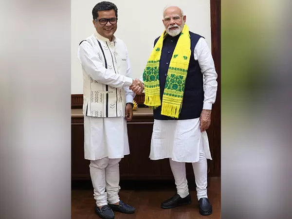 राज्य मंत्री मार्गेरिटा ने PM मोदी से की मुलाकात, मंत्रालय की गतिविधियों की दी जानकारी राज्य मंत्री मार्गेरिटा ने PM मोदी से की मुलाकात, मंत्रालय की गतिविधियों की दी जानकारी