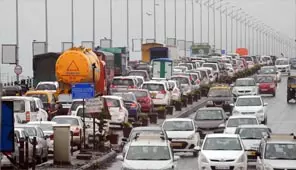 मुंबई–पुणे NH-48 के Borghat सेक्शन पर भारी वाहनों की आवाजाही पर रोक मुंबई–पुणे NH-48 के Borghat सेक्शन पर भारी वाहनों की आवाजाही पर रोक