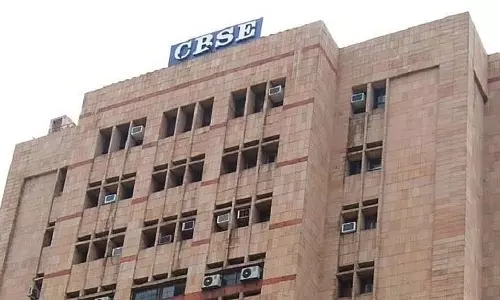 CBSE और राष्ट्रीय सर्वेक्षण से पता चला है कि विकलांग छात्रों के लिए समर्थन की भारी कमी है