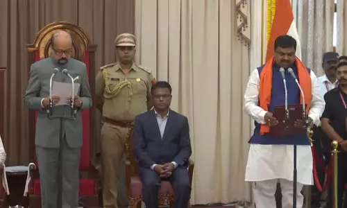 मंत्री बने गजेंद्र यादव, राजभवन में शपथ ली