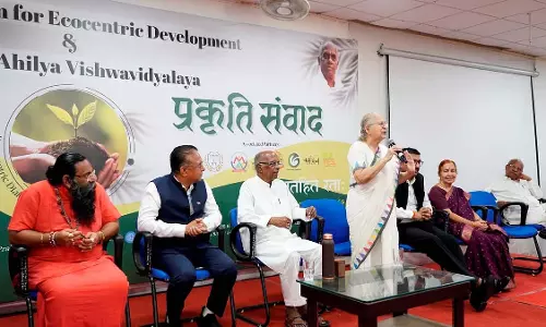 Indore : कान्ह-सरस्वती नदियों की दुर्दशा पर ताई ने जताया दुख Indore : कान्ह-सरस्वती नदियों की दुर्दशा पर ताई ने जताया दुख