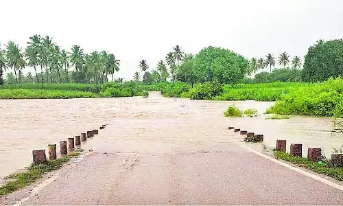 कर्नाटक में भारी बारिश: नदियां उफान पर