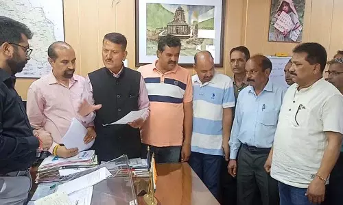 बुनियादी ढांचे की समस्या, Mandi-Pathankot सड़क का नरला-बिजनी खंड जर्जर