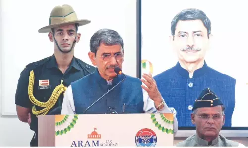 Tamil Nadu के राज्यपाल आरएन रवि अचानक चार दिवसीय दिल्ली यात्रा पर रवाना Tamil Nadu के राज्यपाल आरएन रवि अचानक चार दिवसीय दिल्ली यात्रा पर रवाना