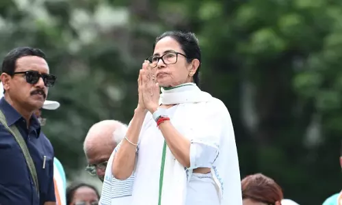 Kolkata: राजीव गांधी की जयंती पर ममता ने याद किया उनका योगदान Kolkata: राजीव गांधी की जयंती पर ममता ने याद किया उनका योगदान
