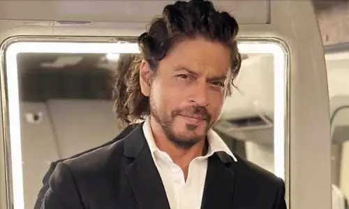 जब Shah Rukh Khan को डॉन की सफलता की पार्टी में बिल बांटने का ऑफर दिया गया