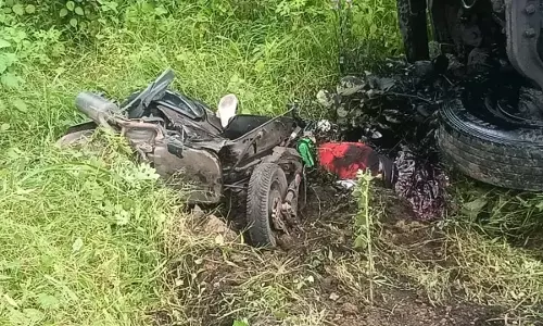 Odisha : झारसुगुड़ा में ट्रक की चपेट में आने से महिला की मौत