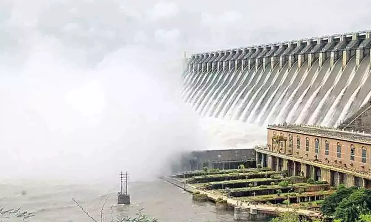 Andhra: भारी बारिश के बीच नागार्जुन सागर में बाढ़ का प्रवाह बढ़ा