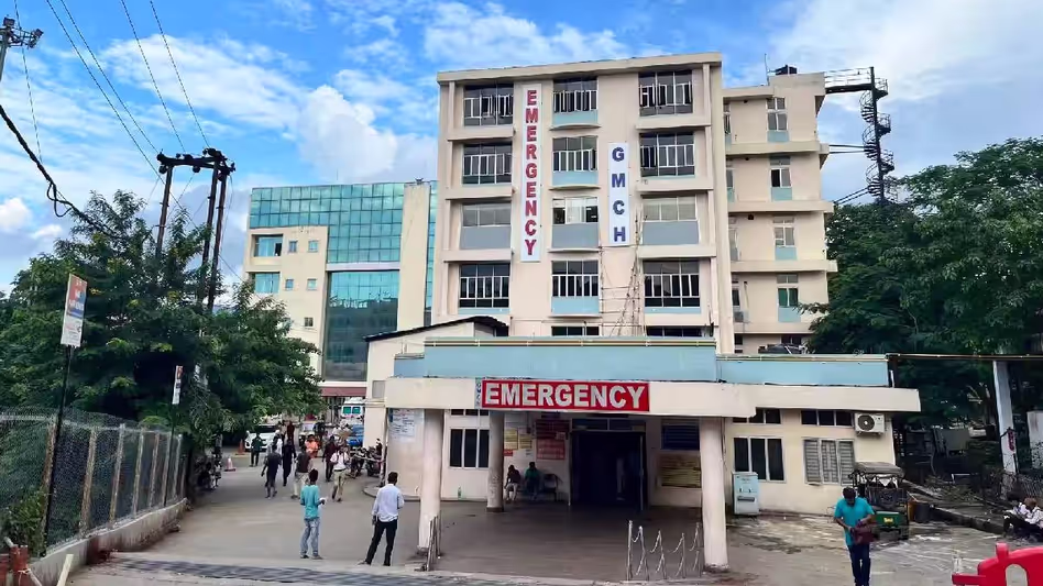Assam : सिस्टर-इन-चार्ज की गिरफ्तारी से नर्सों में गुस्सा, जवाबदेही पर सवाल Assam : सिस्टर-इन-चार्ज की गिरफ्तारी से नर्सों में गुस्सा, जवाबदेही पर सवाल