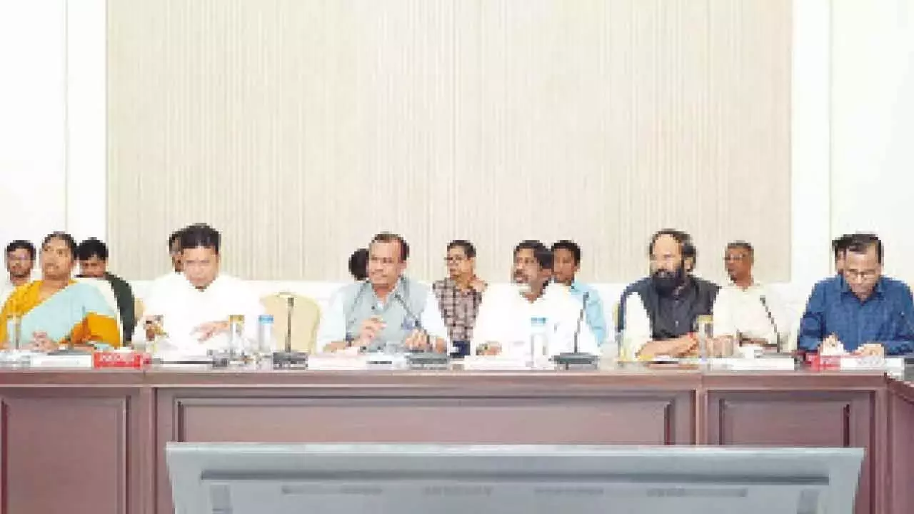 BRS शासन के दौरान किए गए कार्यों के बिलों को ठंडे बस्ते में डाला गया: भट्टी