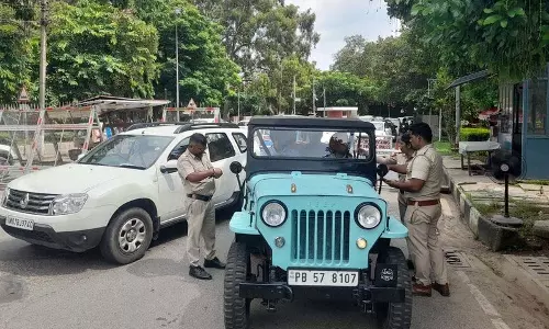 Himachal: विधि विभाग की ओर जाने वाली सड़क पर एकतरफा यातायात प्रतिबंध हटाया गया Himachal: विधि विभाग की ओर जाने वाली सड़क पर एकतरफा यातायात प्रतिबंध हटाया गया
