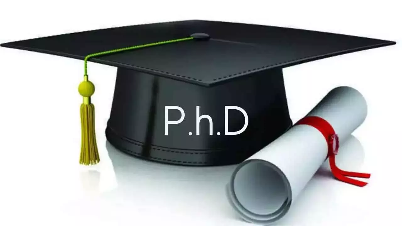 अदेवल्ली सौजन्या को मानव संसाधन प्रबंधन में PhD की उपाधि प्रदान की गई अदेवल्ली सौजन्या को मानव संसाधन प्रबंधन में PhD की उपाधि प्रदान की गई
