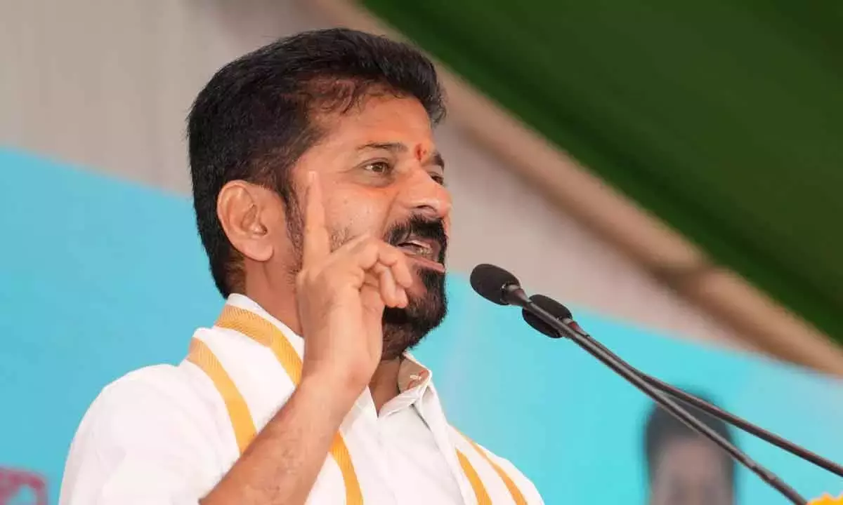 CM ने हैदराबाद में एकीकृत उप-पंजीयक कार्यालय की आधारशिला रखी