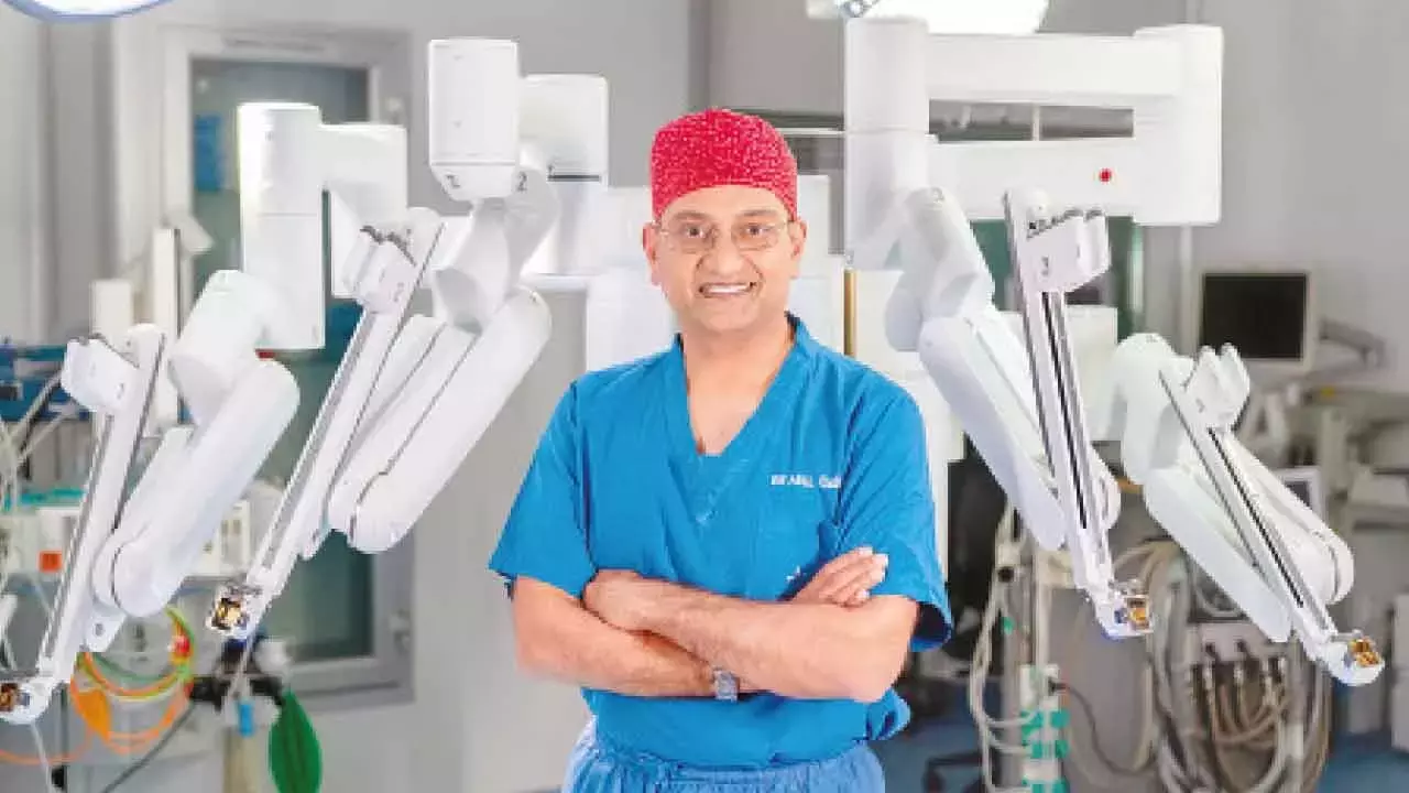 शहर का अस्पताल 550 रोबोटिक कार्डियक सर्जरी पार करने वाला राज्य का पहला अस्पताल बना शहर का अस्पताल 550 रोबोटिक कार्डियक सर्जरी पार करने वाला राज्य का पहला अस्पताल बना