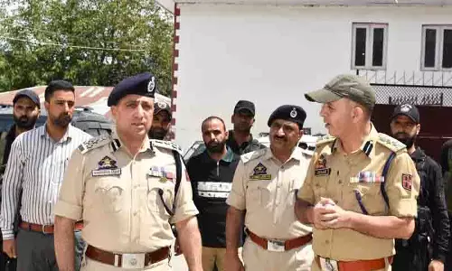 उत्तरी कश्मीर में DIG ने सुरक्षा बढ़ाने की अपील की उत्तरी कश्मीर में DIG ने सुरक्षा बढ़ाने की अपील की