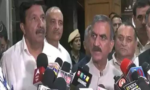 नौकरियां बेचने का रास्ता बंद, BJP पर सुखू का हमला