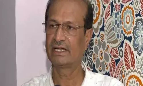 महाराष्ट्र चुनाव से संबंधित सोशल मीडिया पोस्ट को लेकर CSDS के संजय कुमार के खिलाफ FIR दर्ज महाराष्ट्र चुनाव से संबंधित सोशल मीडिया पोस्ट को लेकर CSDS के संजय कुमार के खिलाफ FIR दर्ज
