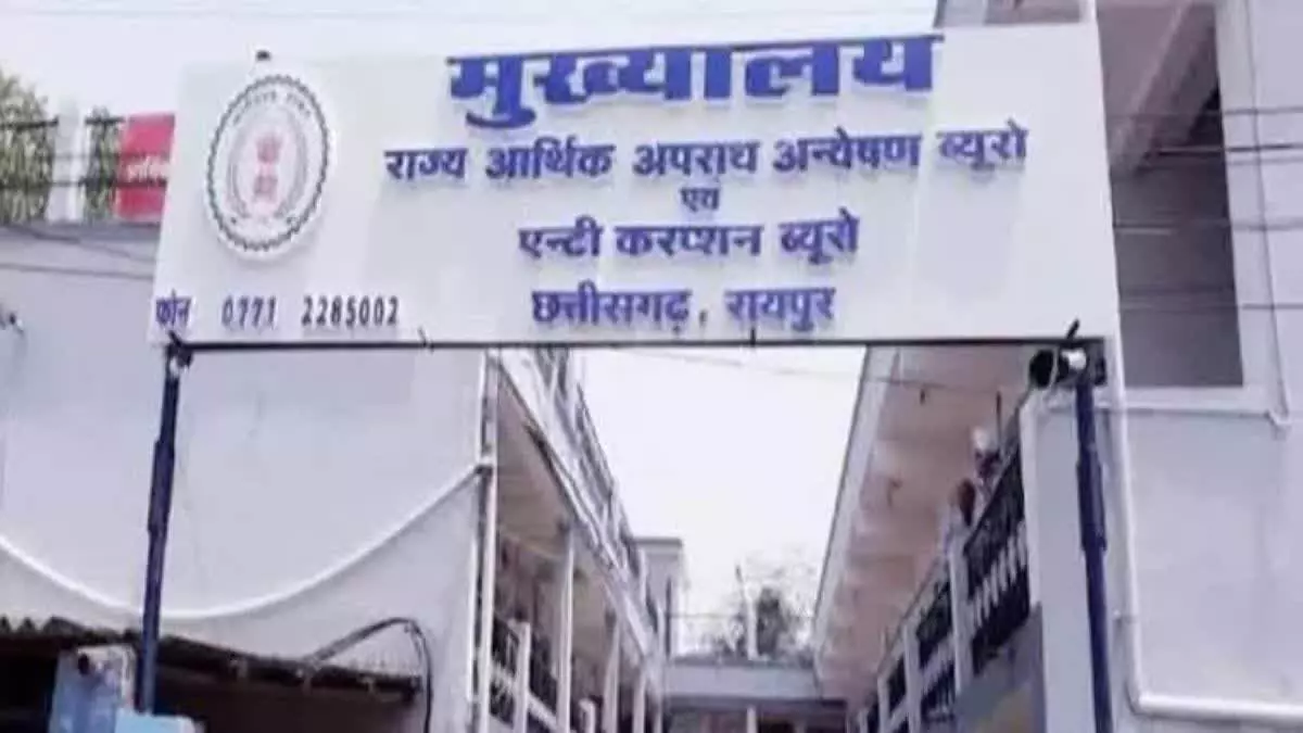 थोक में अफसरों की होगी गिरफ्तारी, शराब घोटाले में ये सभी फंसे थोक में अफसरों की होगी गिरफ्तारी, शराब घोटाले में ये सभी फंसे