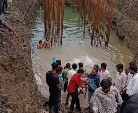 नहाने के लिए गड्ढे में उतरे, 4 किशोरों की मौत नहाने के लिए गड्ढे में उतरे, 4 किशोरों की मौत