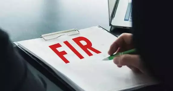 रायपुर : पत्नी को हत्या की धमकी दी, पति के खिलाफ FIR दर्ज रायपुर : पत्नी को हत्या की धमकी दी, पति के खिलाफ FIR दर्ज