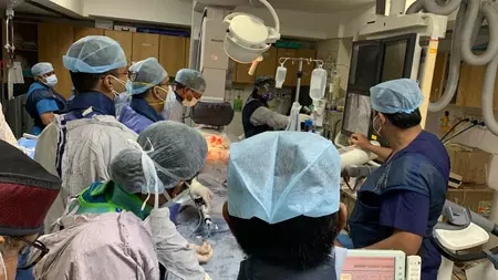 अस्पताल में इलाज के लिए लगाई जा रही नली से ब्लड इंफेक्शन का खतरा: AIIMS स्टडी अस्पताल में इलाज के लिए लगाई जा रही नली से ब्लड इंफेक्शन का खतरा: AIIMS स्टडी