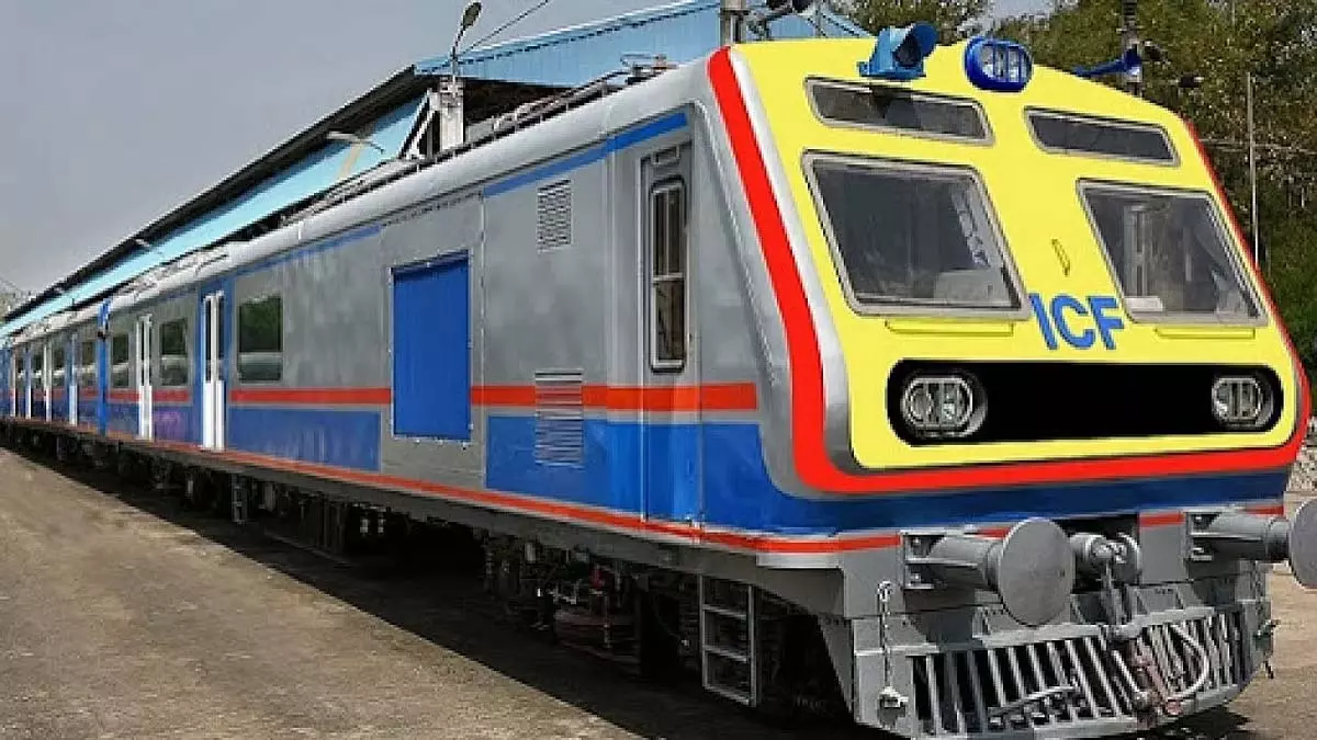 महाराष्ट्र सरकार मुंबई उपनगरीय रेल सेवाओं के लिए 268 नए AC रेकों का 50% वित्त पोषण करेगी महाराष्ट्र सरकार मुंबई उपनगरीय रेल सेवाओं के लिए 268 नए AC रेकों का 50% वित्त पोषण करेगी