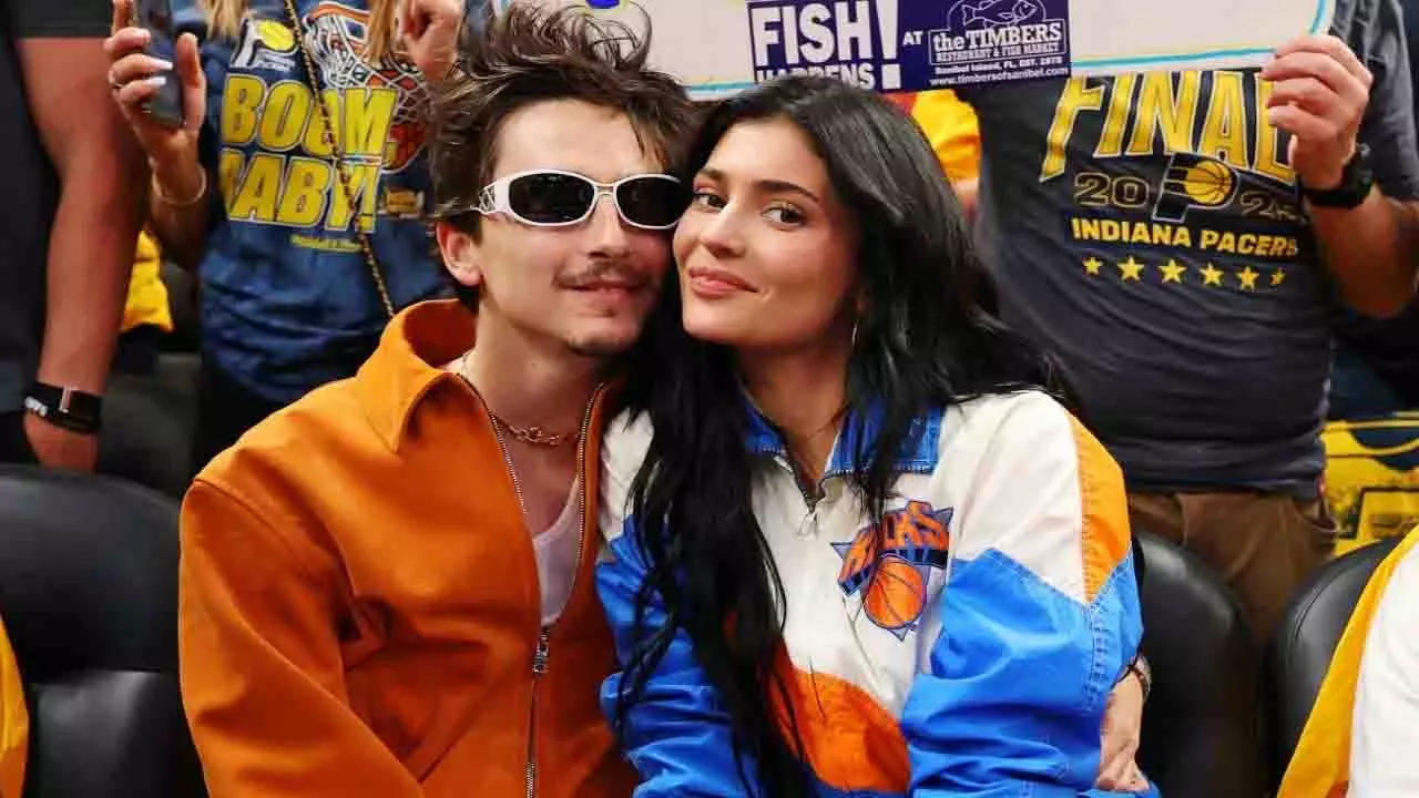 Kylie Jenner और टिमोथी चालमेट ने ब्रेकअप की अफवाहों को खारिज किया Kylie Jenner और टिमोथी चालमेट ने ब्रेकअप की अफवाहों को खारिज किया