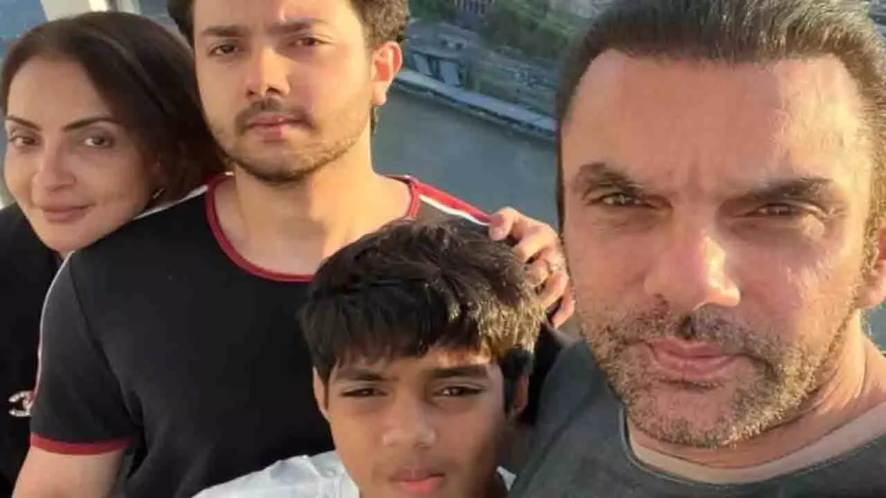 Sohail Khan ने अपनी पूर्व पत्नी सीमा सजदेह के साथ अपने रिश्ते पर खुलकर बात की Sohail Khan ने अपनी पूर्व पत्नी सीमा सजदेह के साथ अपने रिश्ते पर खुलकर बात की