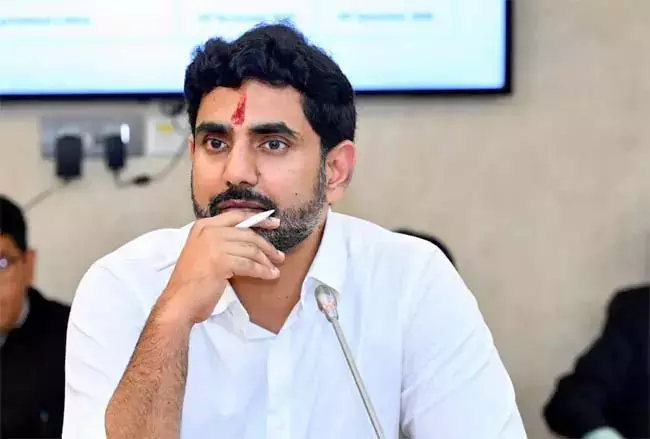 सभी हितधारकों के साथ जलीय क्षेत्र की समस्याओं पर चर्चा करेंगे : मंत्री नारा लोकेश सभी हितधारकों के साथ जलीय क्षेत्र की समस्याओं पर चर्चा करेंगे : मंत्री नारा लोकेश