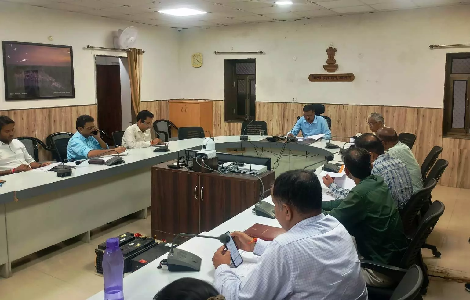 Jalore: कलेक्टर राईजिंग राजस्थान इन्वेस्टमेंट समिट के एमओयू के संबंध में बैठक सम्पन्न Jalore: कलेक्टर राईजिंग राजस्थान इन्वेस्टमेंट समिट के एमओयू के संबंध में बैठक सम्पन्न