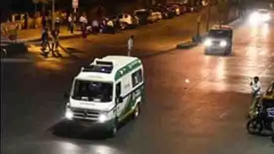 Jaipur: एम्बुलेंस में ऑक्सीजन खत्म, महिला की मौत Jaipur: एम्बुलेंस में ऑक्सीजन खत्म, महिला की मौत