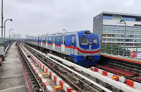 Esplanade–Sealdah मेट्रो शुक्रवार, 22 अगस्त, 2025 को खुलेगी Esplanade–Sealdah मेट्रो शुक्रवार, 22 अगस्त, 2025 को खुलेगी