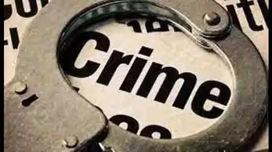 UP: पुलिस ने पकड़े दो ड्रग तस्कर, 33 लाख रुपये का गांजा जब्त UP: पुलिस ने पकड़े दो ड्रग तस्कर, 33 लाख रुपये का गांजा जब्त