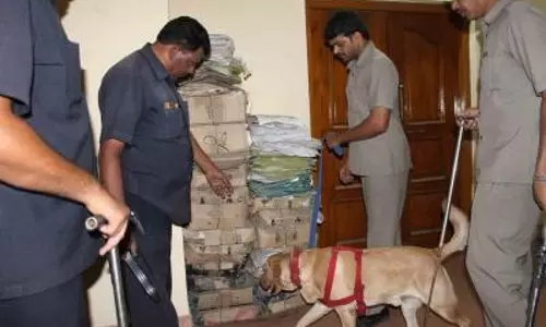 6 स्कूल को बम से उड़ाने की धमकी मिली, पुलिस और बम निरोधक दस्ता मौके पर