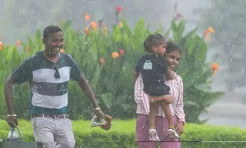 Tamil Nadu : 26 अगस्त तक गरज और बिजली के साथ बारिश की संभावना Tamil Nadu : 26 अगस्त तक गरज और बिजली के साथ बारिश की संभावना